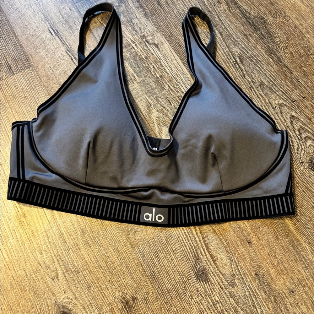 Alo Workout Set - image 7